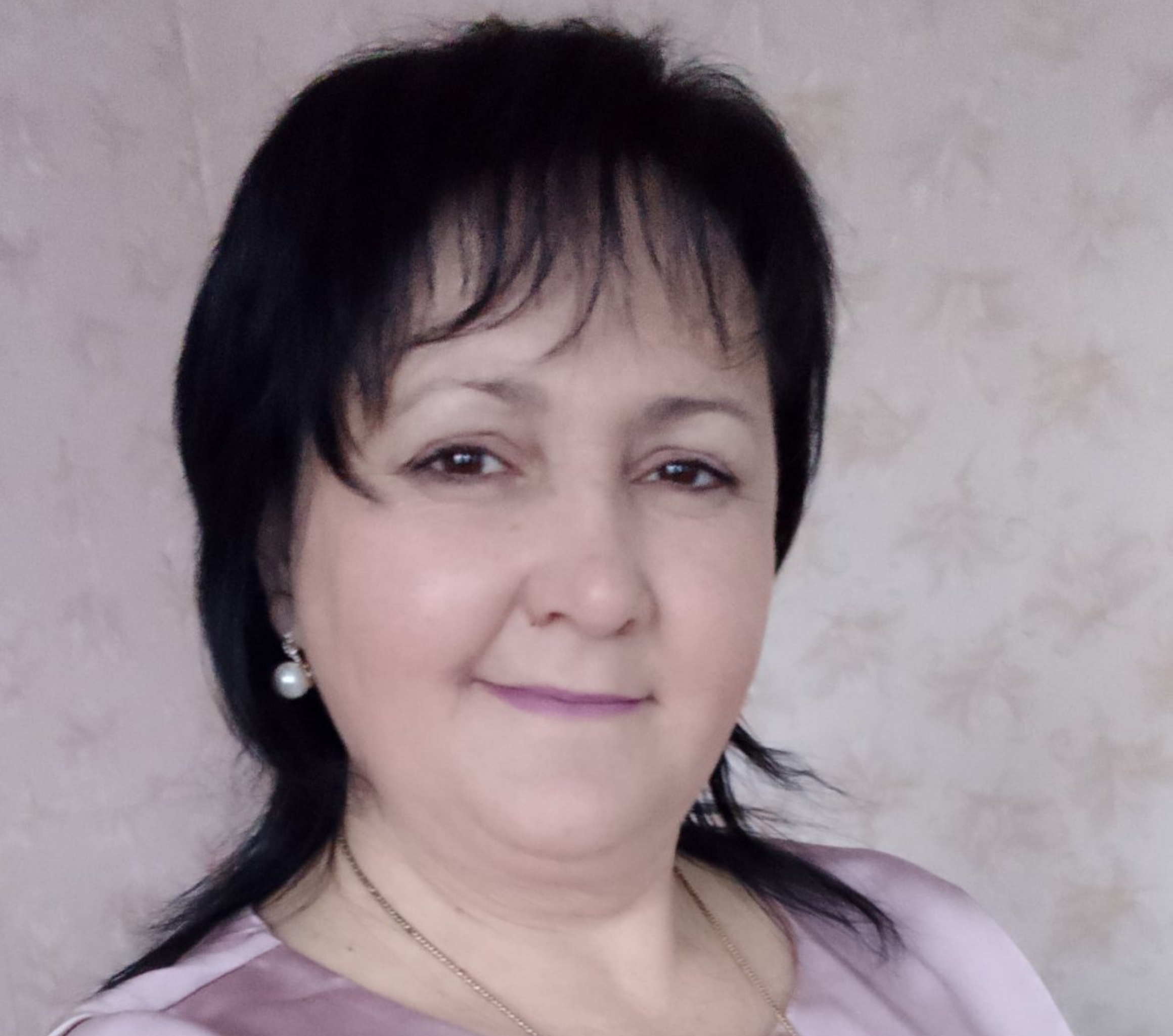 Альона Довбня